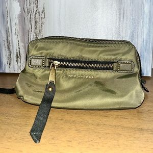 MARC JACOBS COSMETIC POUCH